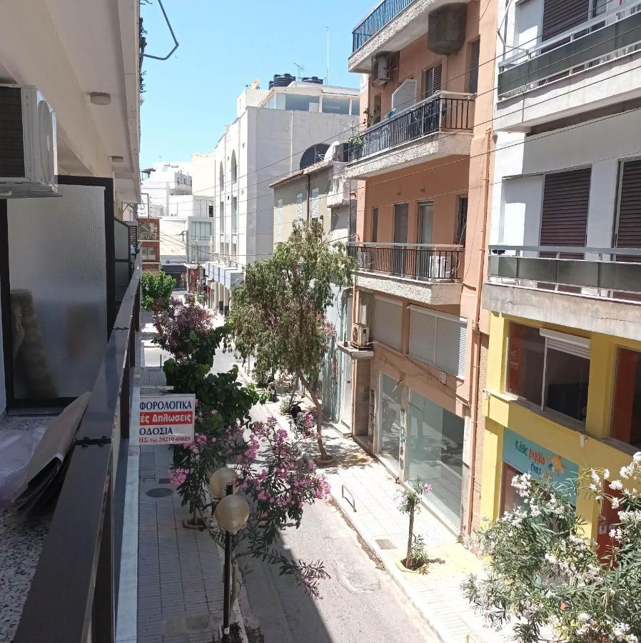 Sfakion 6 Apartment Chrissi Akti Chania Exterior foto
