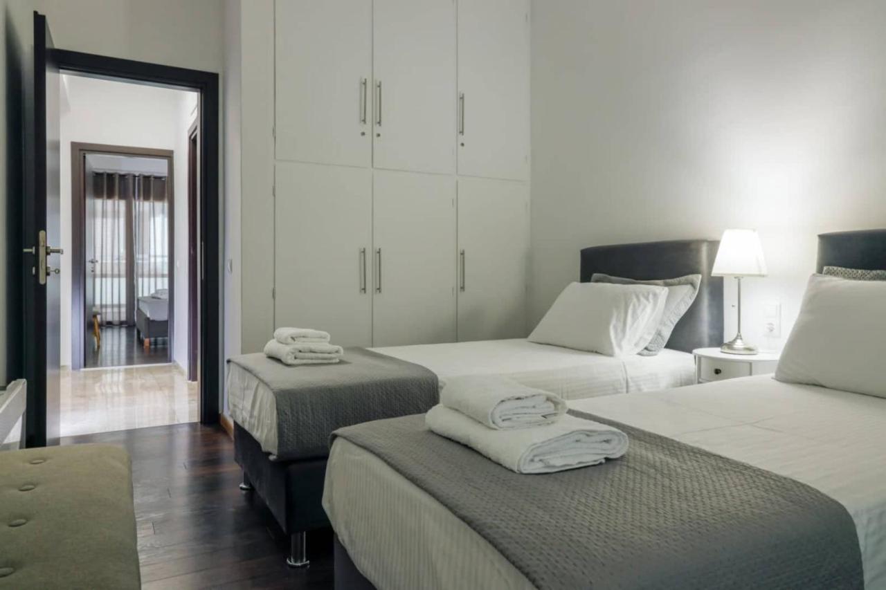 Sfakion 6 Apartment Chrissi Akti Chania Exterior foto